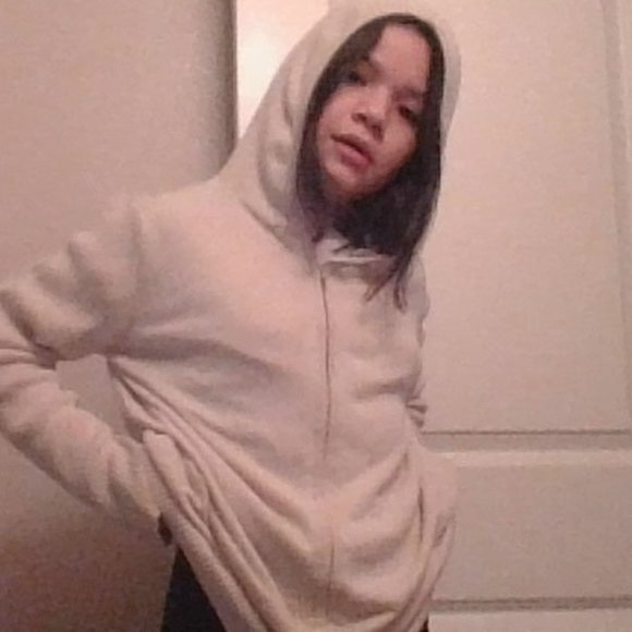 beige long sleeve sweater - Picture 5 of 7